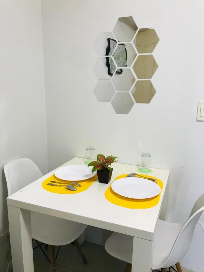 D&G Affordable Staycation Airbnb Ph Makati City Exterior photo